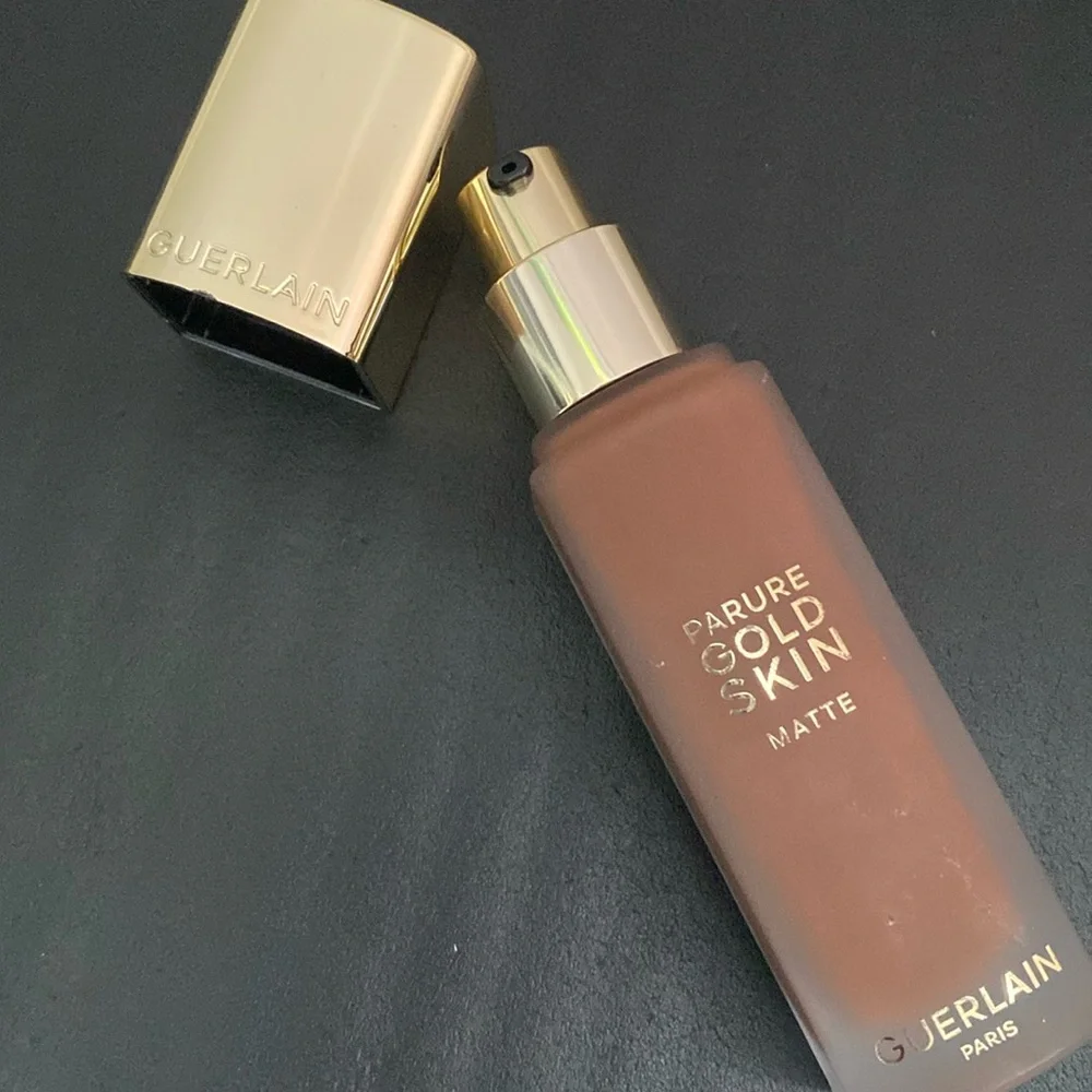 Guerlain Parure Gold Skin‎ Matte, 7N Dark Skin, New without Box